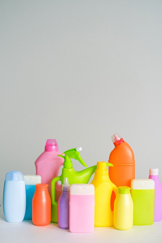 Cleaning supplies laid out for a move-out cleaning checklist