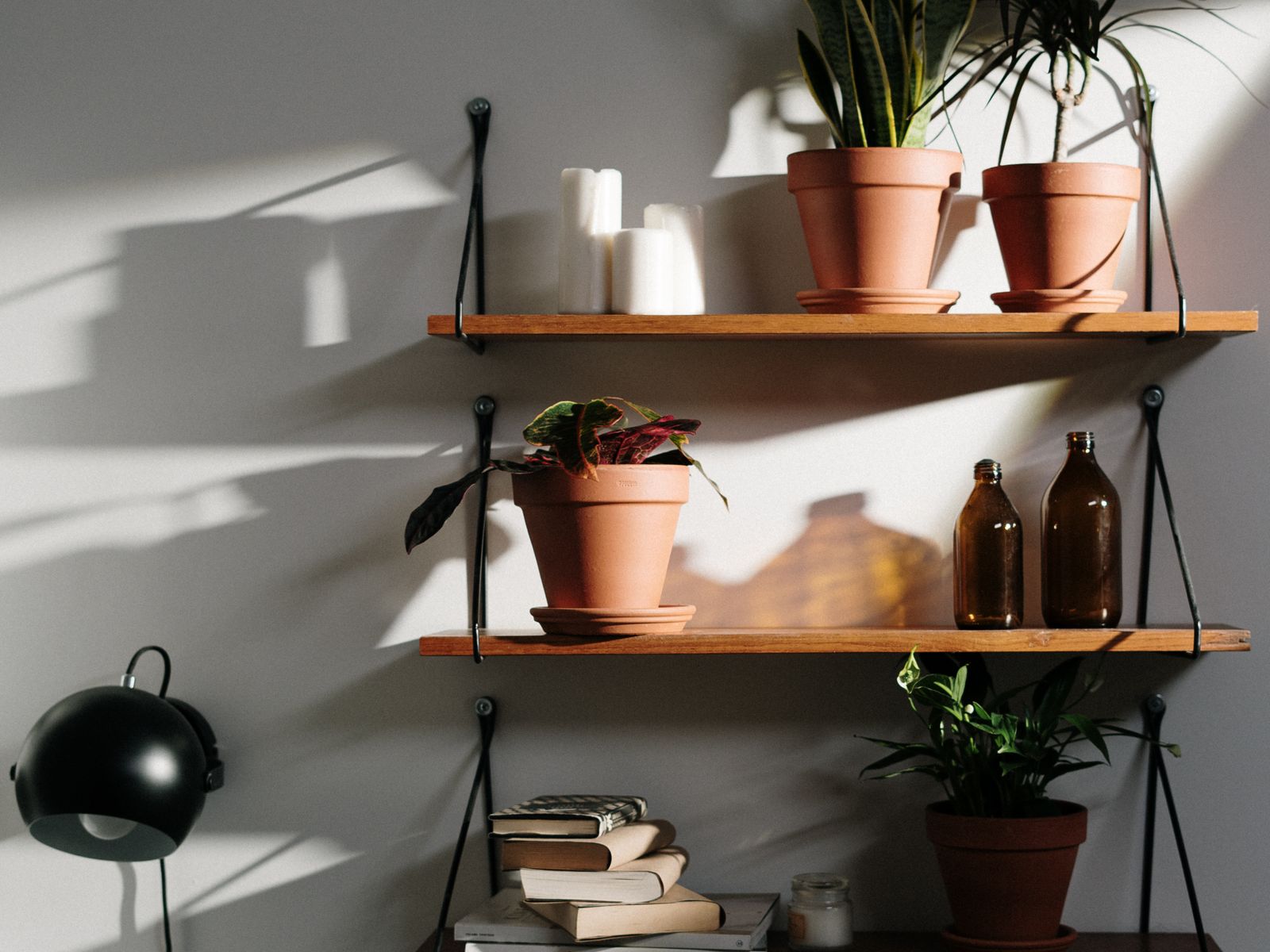 Lightweight styling on shelves installed without drilling into the wall